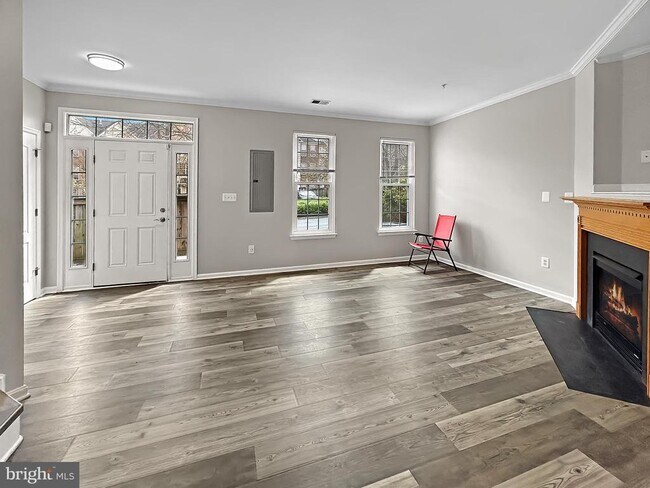 Building Photo - 110 Whiskey Creek Cir