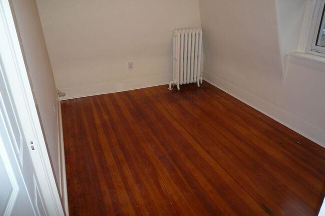 Foto del edificio - 8A Forest St