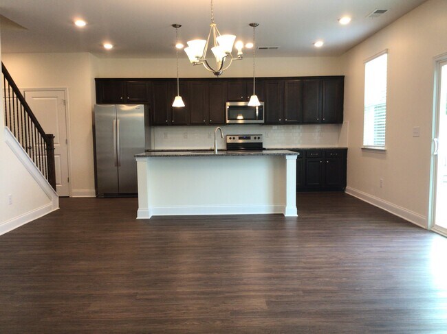 Building Photo - 14111 Singing Creek Ln