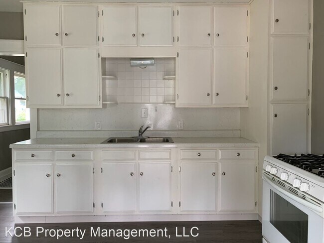 Building Photo - 2 br, 1 bath House - 1801 South Indiana Av...