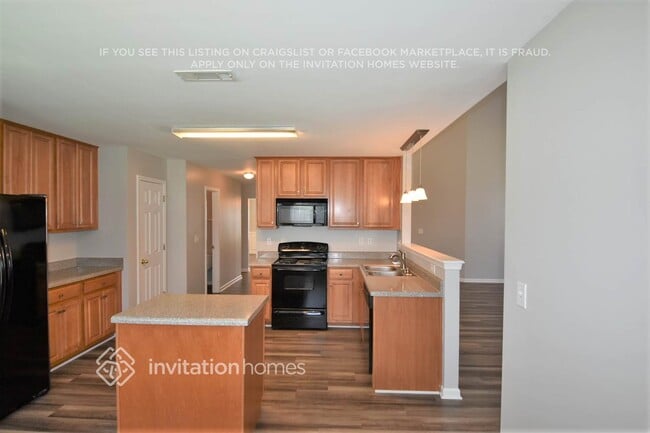 Building Photo - 175 Elba Dr