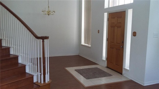 Foto del edificio - 5803 Gloucester Ct