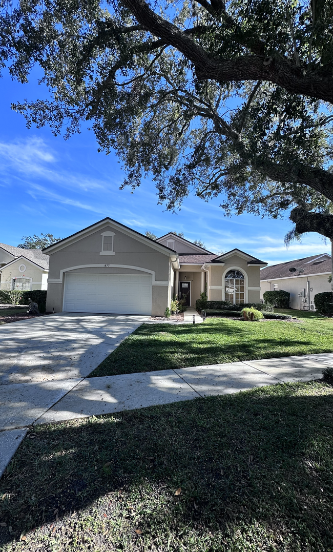 Foto del edificio - 877 Lakeworth Cir