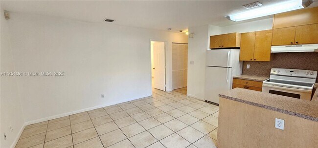 Foto del edificio - 2311 Coolidge St