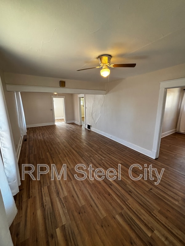 Foto del edificio - 1938 E 6th St