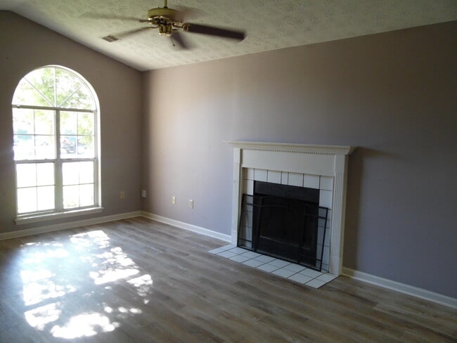 Building Photo - 3953 Rapid Run Dr