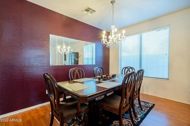 Building Photo - 735 W Carob Pl