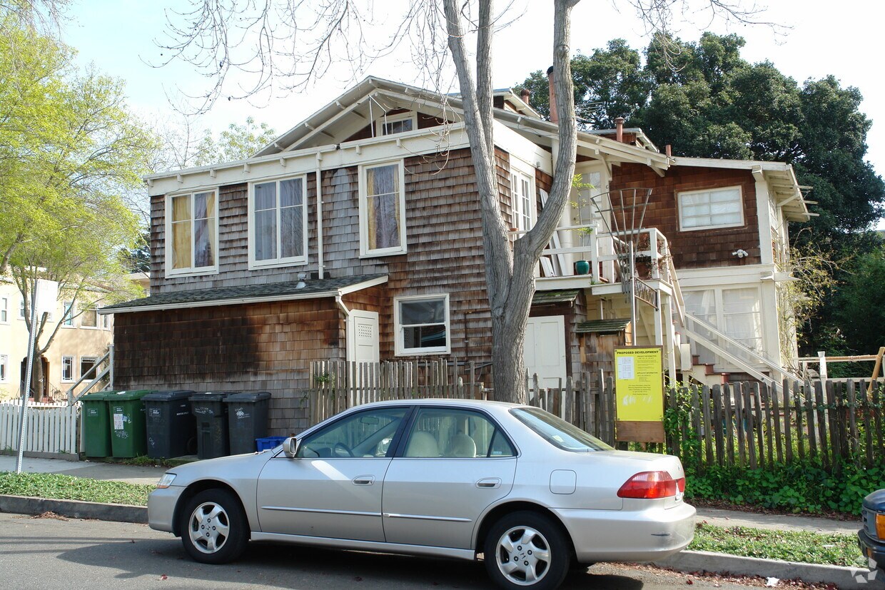 Building Photo - 1300 Martin Luther King Jr Way