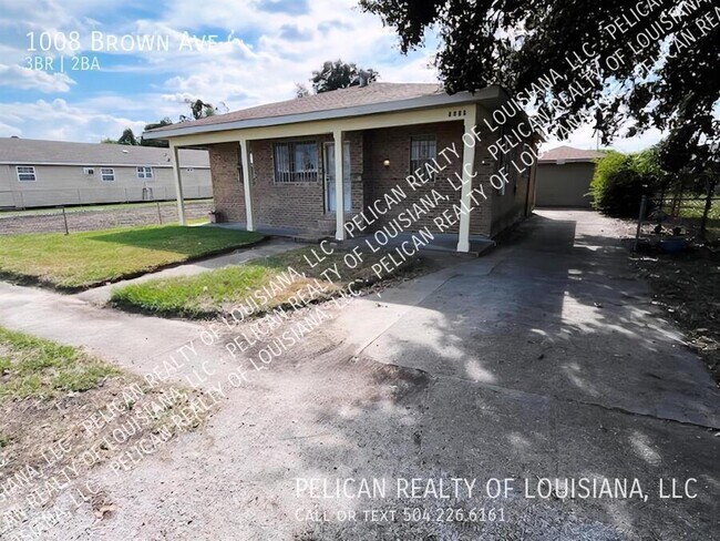 Foto del edificio - 1008 Brown Ave