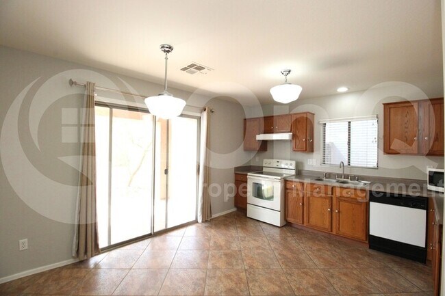 Foto del edificio - 12433 W Aster Dr