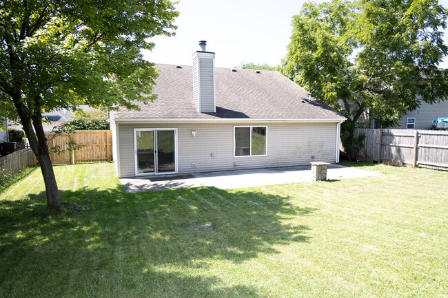 Building Photo - 1671 Glenn Abbey Dr