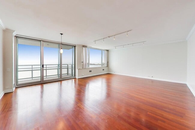 Foto del edificio - 1300 N Lake Shore Dr
