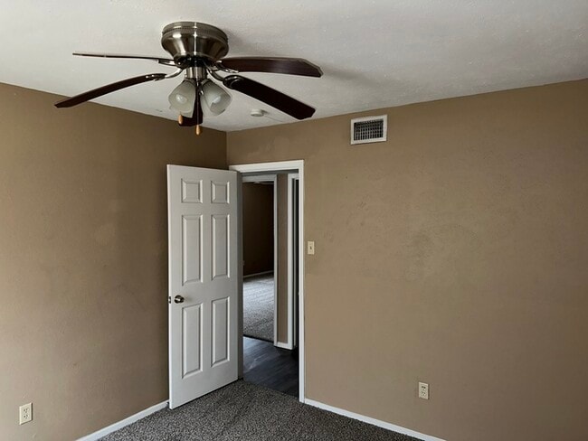 Foto del edificio - 1722 Dorchester Dr