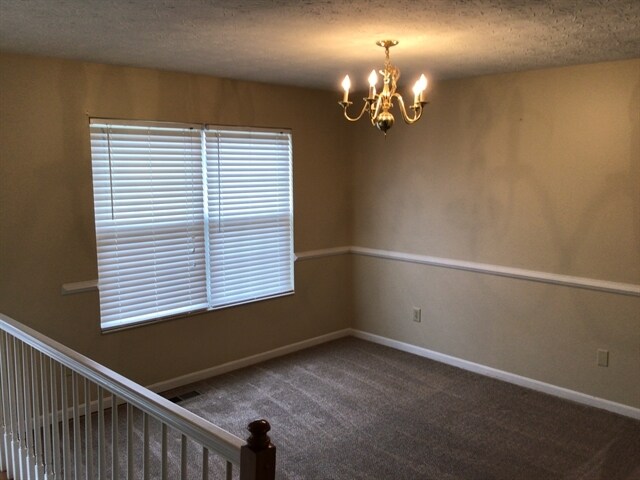 Foto del edificio - 2930 Holly Hill Dr