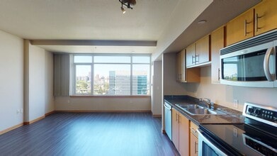 Interior Photo - Griffis South Waterfront