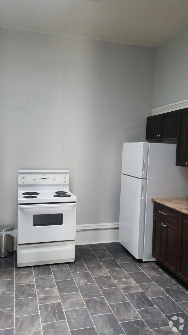 Apartments, Condos and Houses under C1,500 in Colborne, ON 1 Rentals