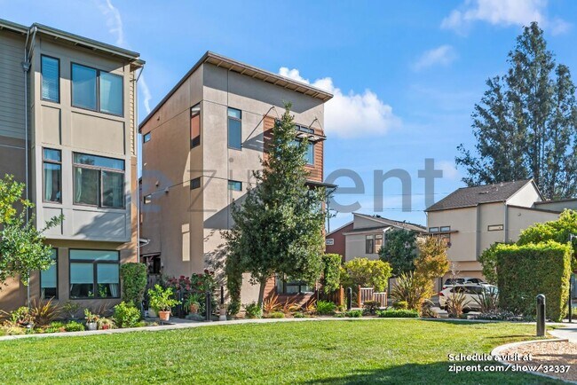Building Photo - 1111 Tahoe Ln