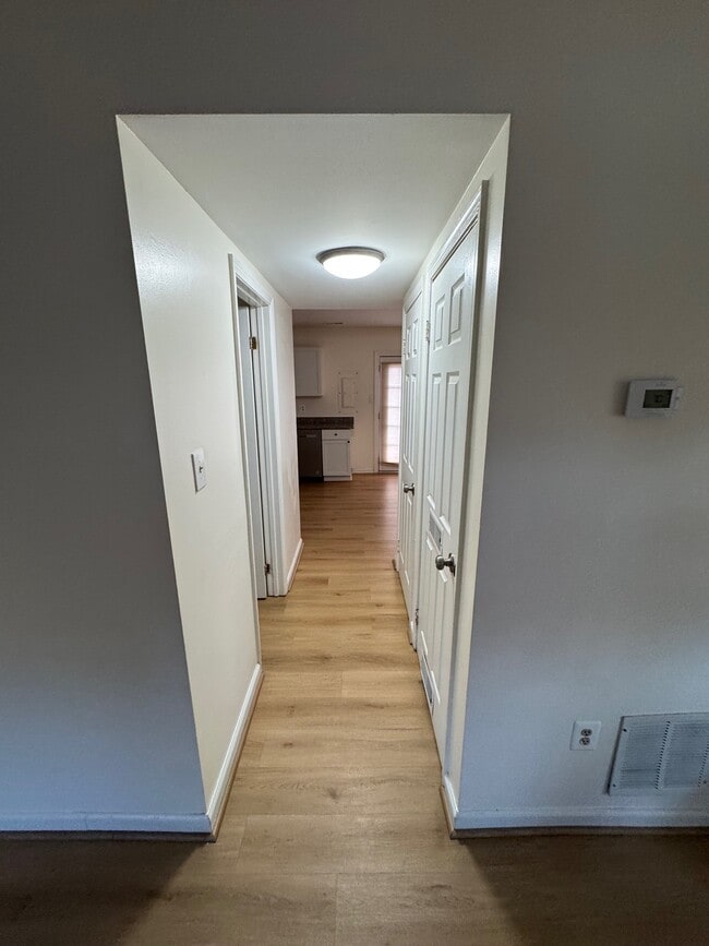 Building Photo - 8619 Ashby Ct