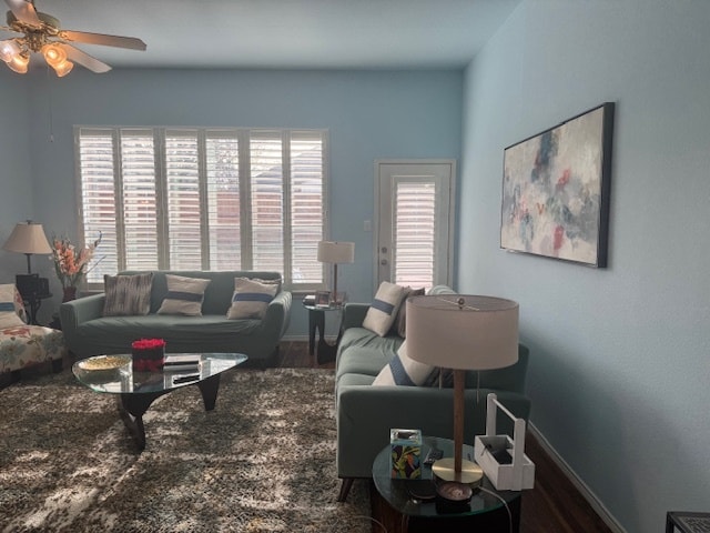 Foto del edificio - 10714 J A Forster Dr