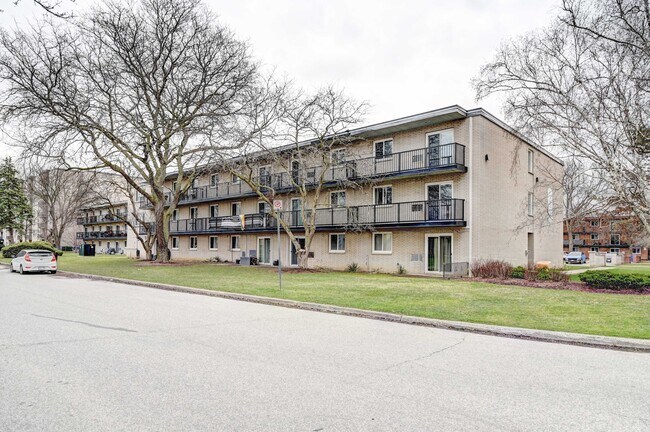 Photo du bâtiment - Timmins Apartments