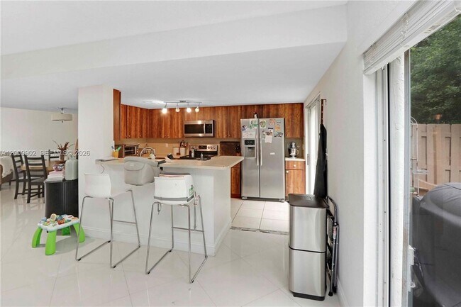 Foto del edificio - 10921 NW 88th Terrace