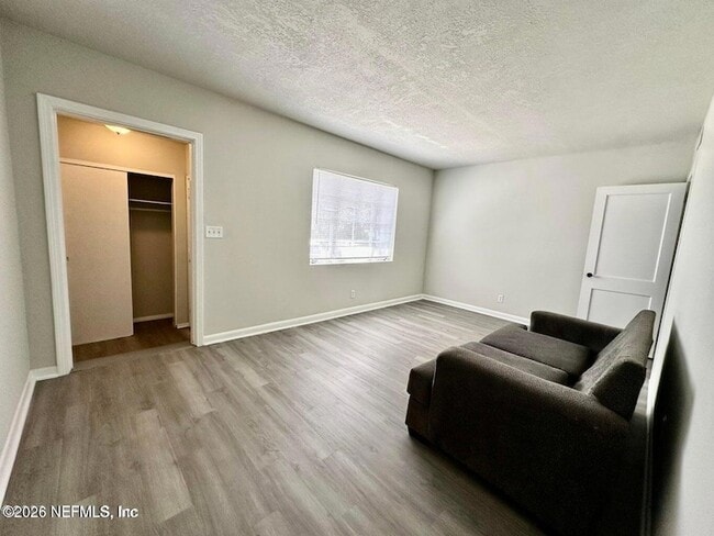 Foto del edificio - 5255 Camille Ave