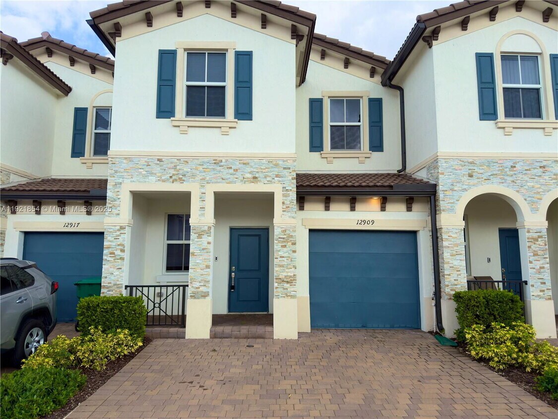 Primary Photo - 12909 NW 23rd Ct