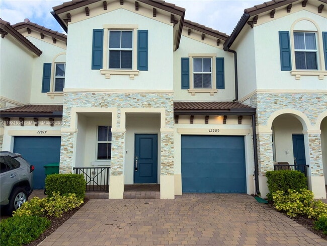 Photo - 12909 NW 23rd Ct House