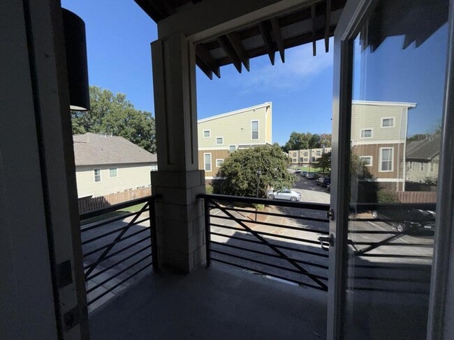 Building Photo - 2976 Textile Way