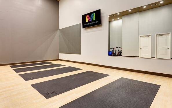 Fitness Studio - Metro On Granby Apartments