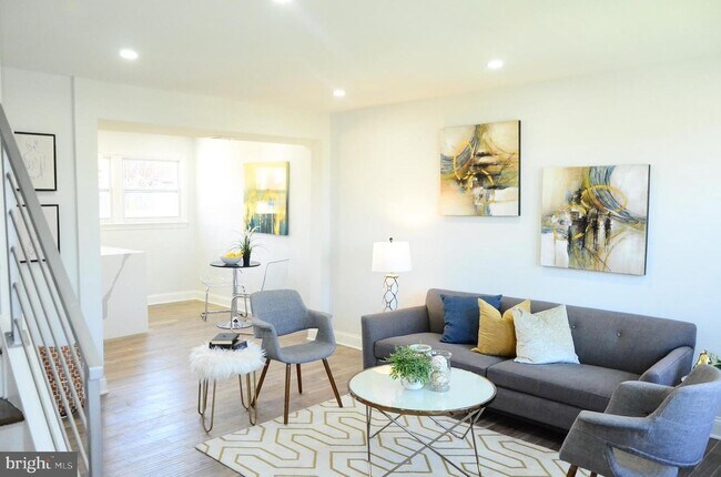 Foto del edificio - 4913 Just St NE