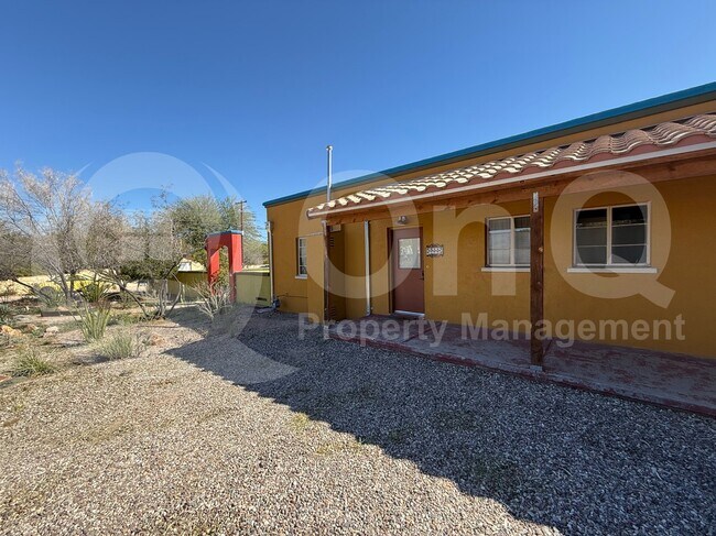 Foto del edificio - 722 N Palo Verde Blvd