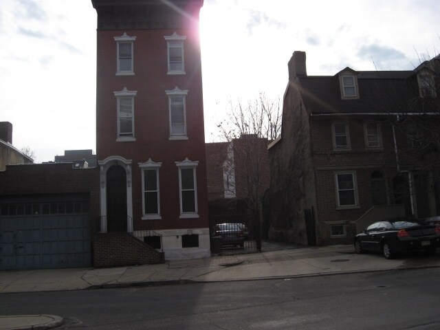 Foto del edificio - 136-138 Race St