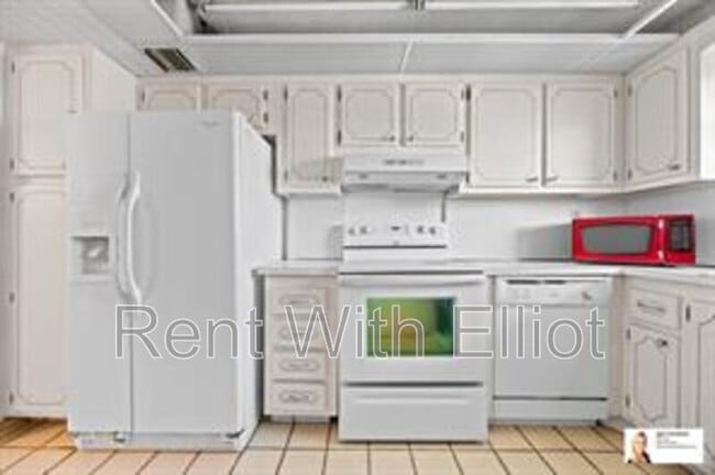 Building Photo - 137 Golden Isles Dr