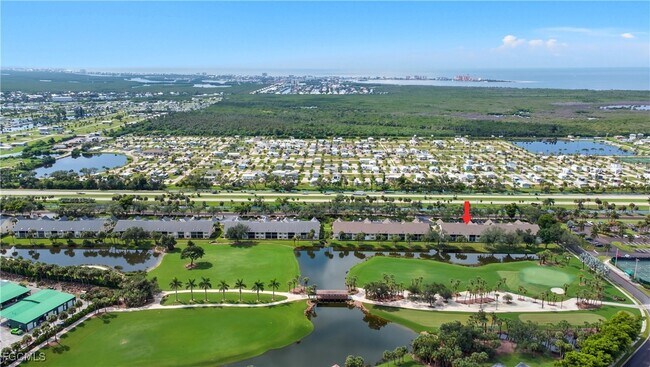 Foto del edificio - 12250 Kelly Greens Blvd