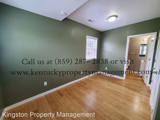 Building Photo - 2 br, 2 bath House - 319 Race Street.