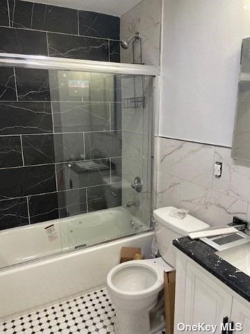 Foto del edificio - 71-20 58th Rd