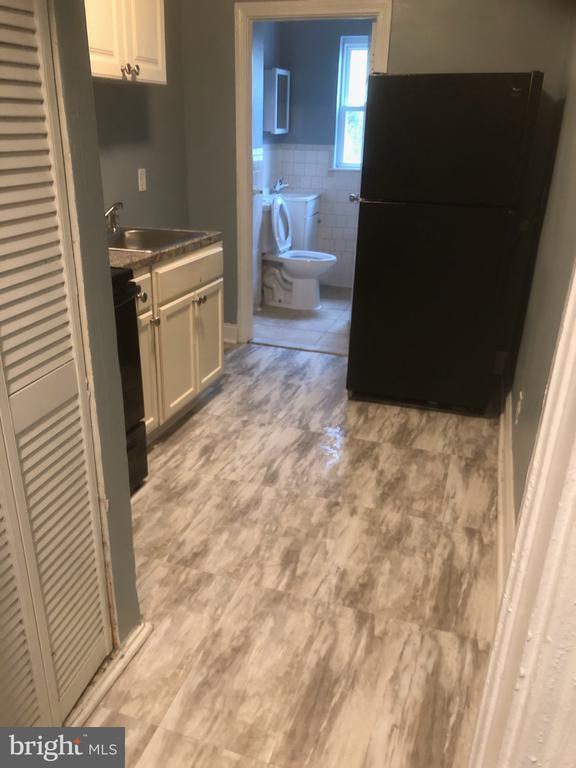 Foto principal - 3023 Oakford Ave