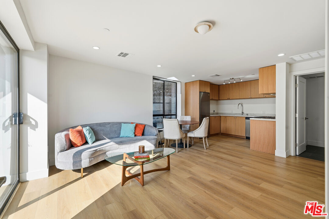 Foto principal - 1822 Overland Ave