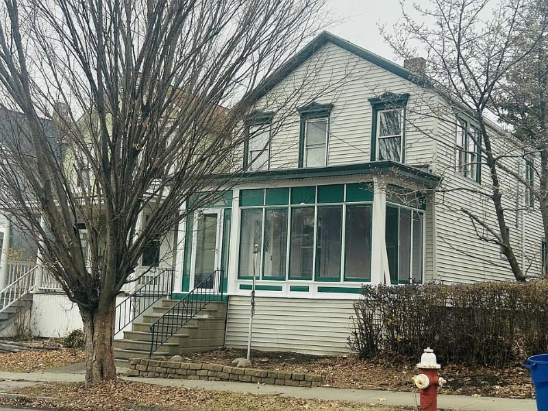 Primary Photo - 97 3rd Avenue