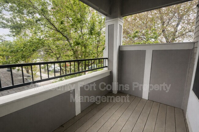Foto del edificio - 5014 Brookfield Dr