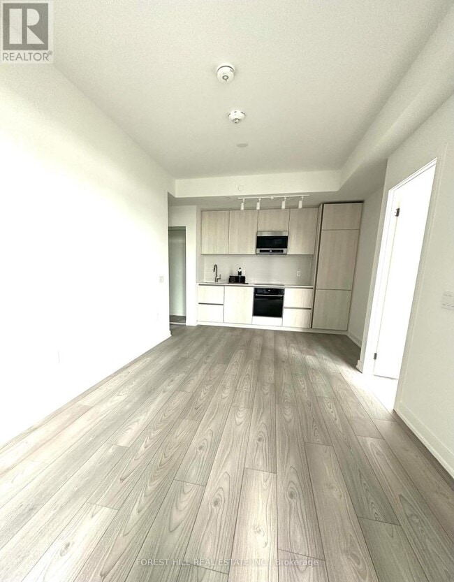 Building Photo - 110 Broadway Ave