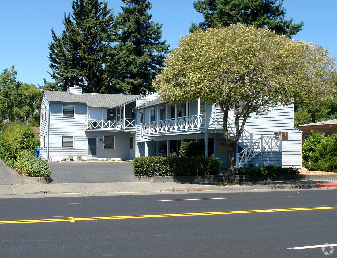 Foto del edificio - 2131 Jefferson St