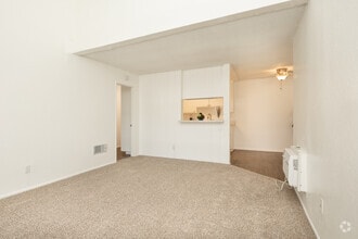 1BR, 1BA - 710SF - Living Room - Newport Village Apartments