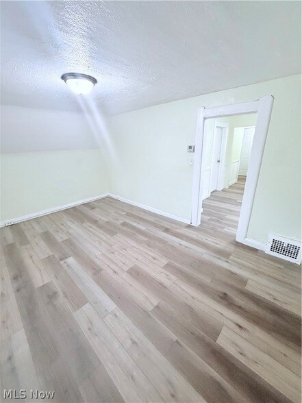 Foto del edificio - 2219 W 103rd St
