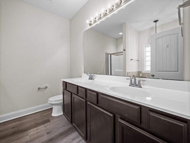 Foto del edificio - 239 Sailor St