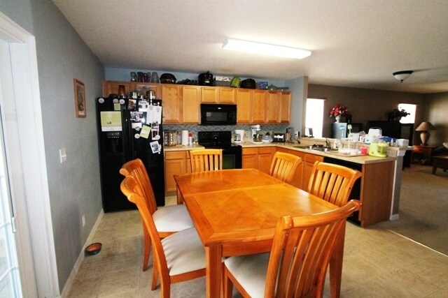 Building Photo - Sanford - 3 Bedroom, 2 Bathroom - $1795.00