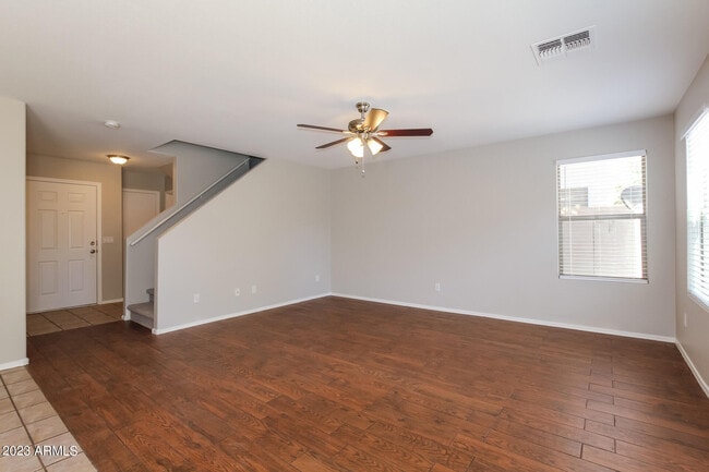 Foto del edificio - 9429 W Jamestown Rd