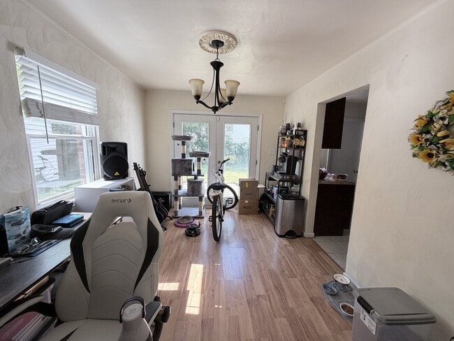 Photo - 3327 Lakecrest Rd Townhome