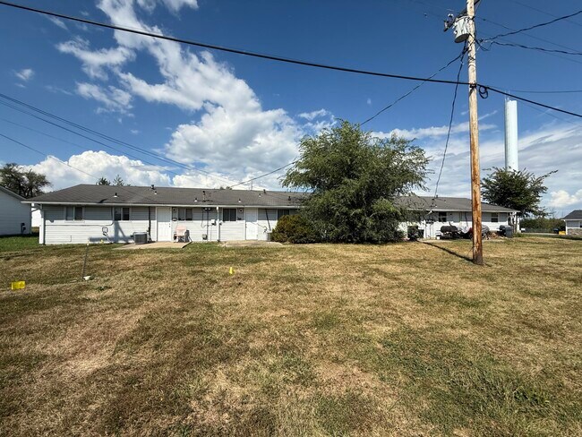 Foto del edificio - 700 W Cunningham Dr